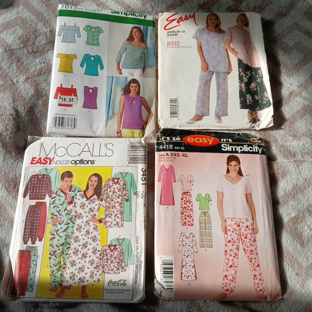 Sewing Pattern Bundle - Picture 2 of 4